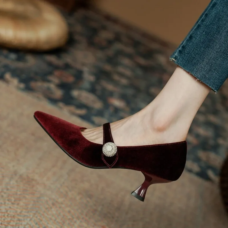 Czerwone szpilki Mary Jane z o – Women Shoes Heels recenzja i cena