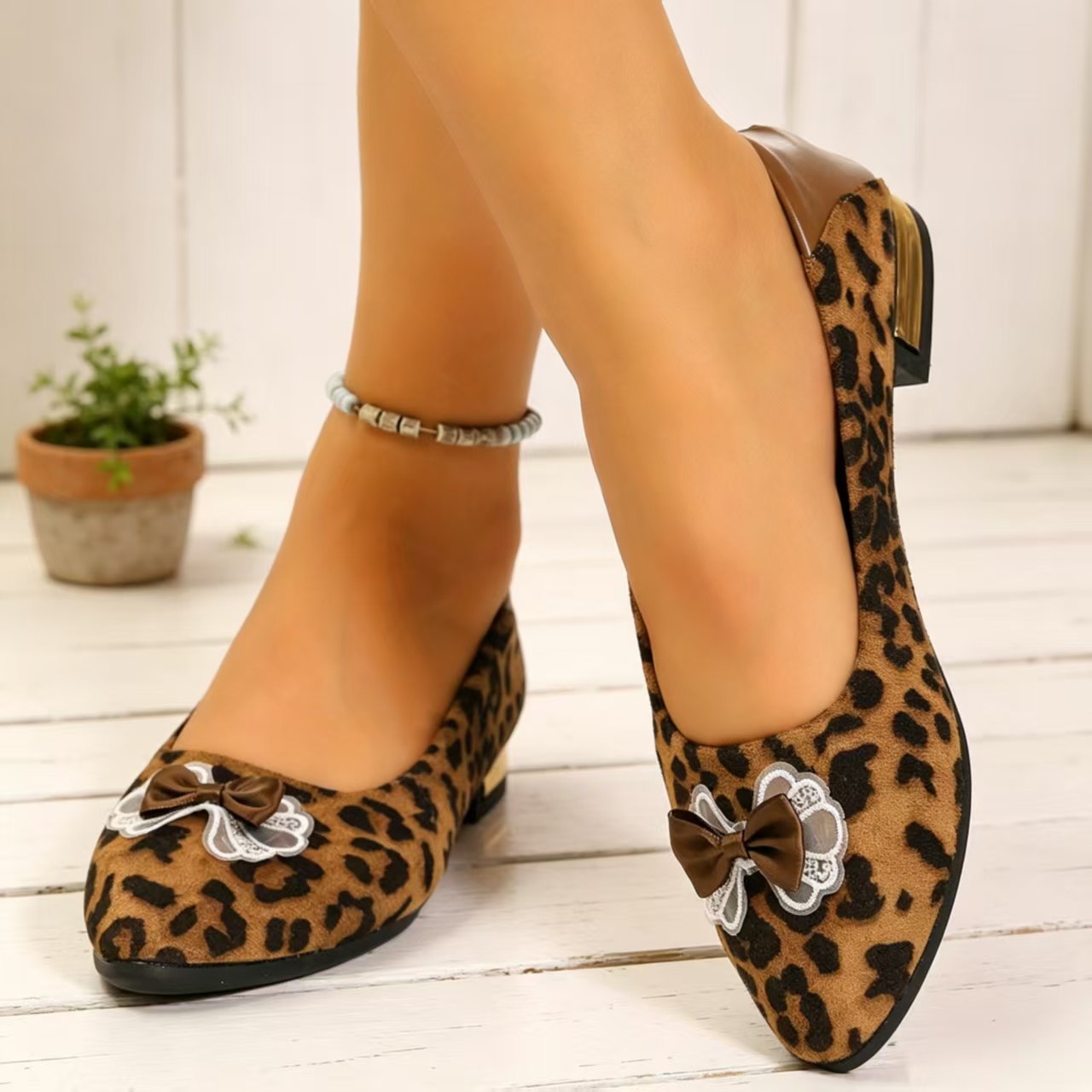 Jesienne modne czółenka z ostr – Women Shoes Heels recenzja i cena